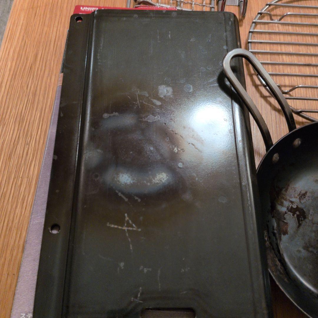 UNIFLAME ダッチオーブン8インチ、ちびパンなどセット 詳しくは写真と説明