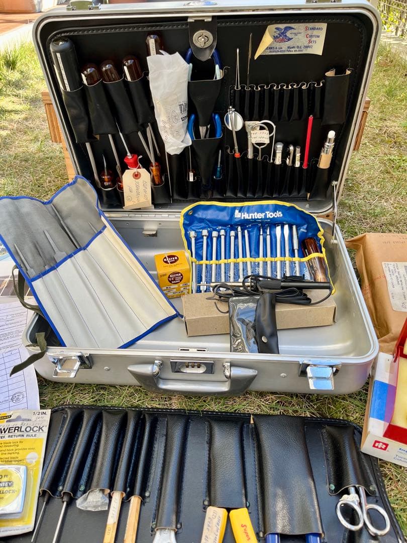 米軍放出未使用品 希少品 ゼロハリケース入り ビンテージ整備ツールキット木箱付き