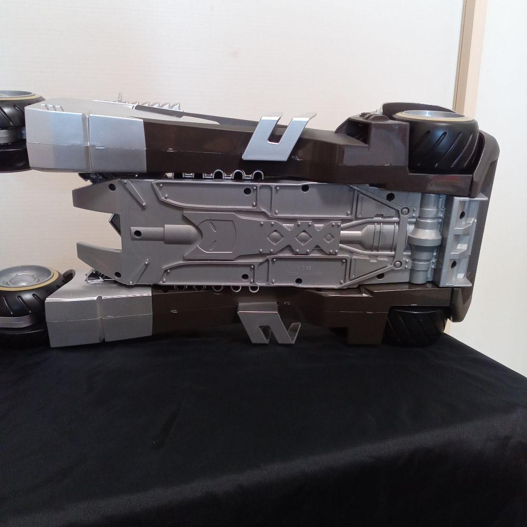 マクファーレントイズ　バットモービル