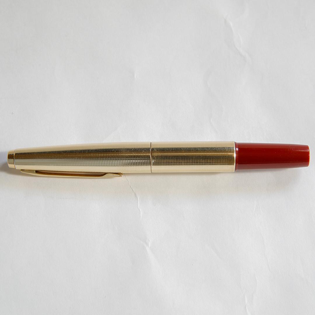 希少 PILOT パイロット Short ポケット万年筆 伸縮式 14K 中古