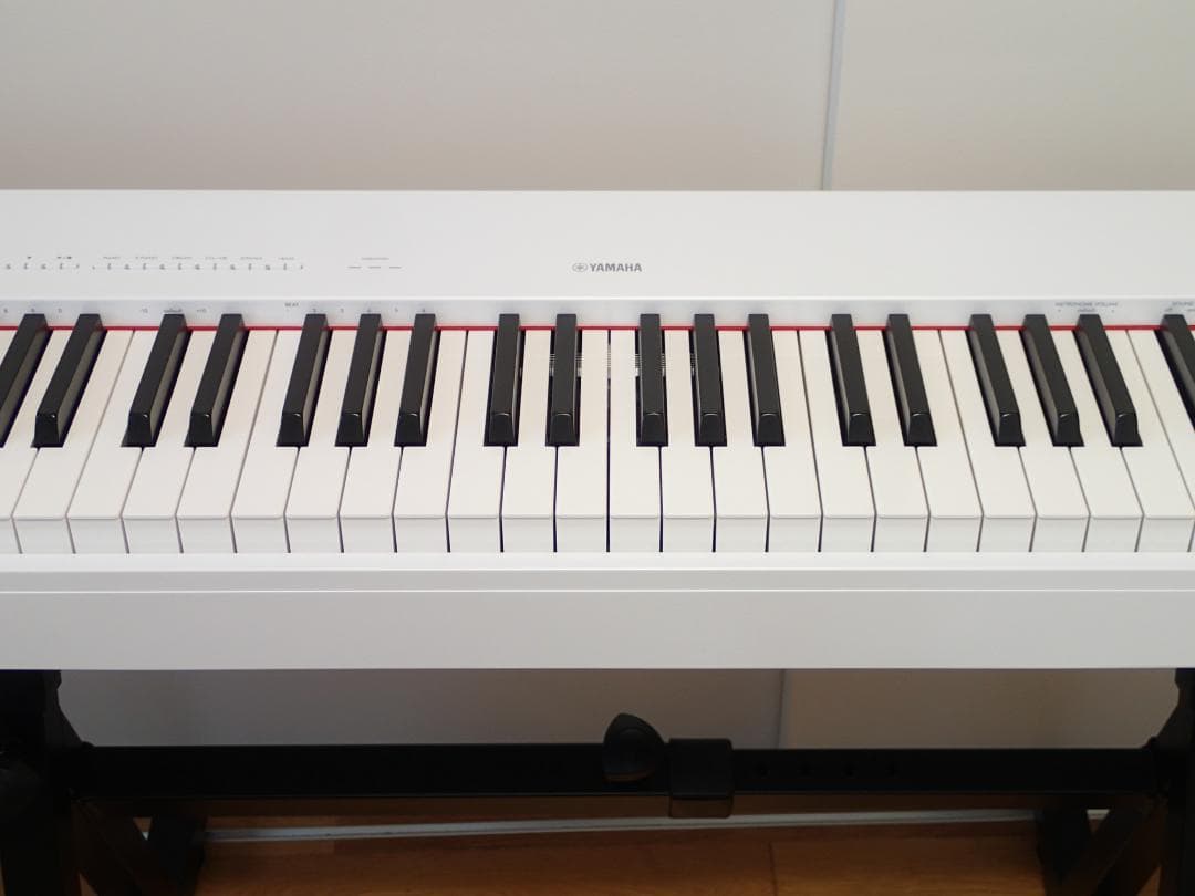 ヤマハ電子ピアノ Yamaha P-225WH