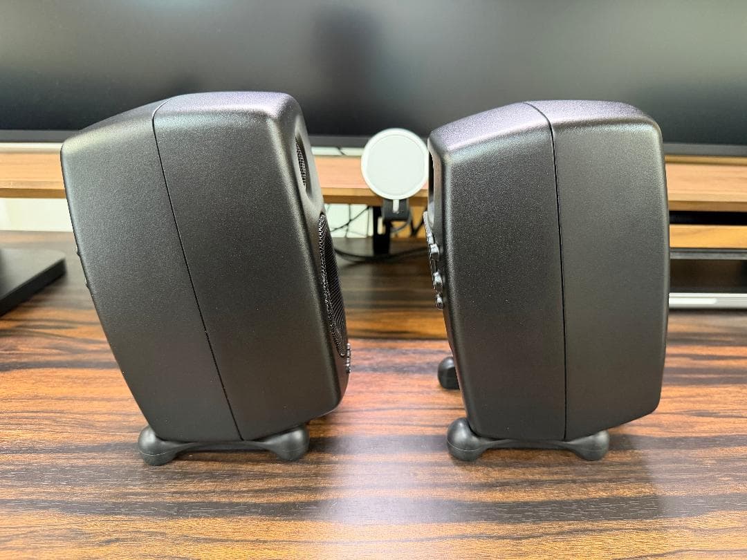GENELEC G One　スタジオモニタースピーカー（ペア）美品　元箱あり