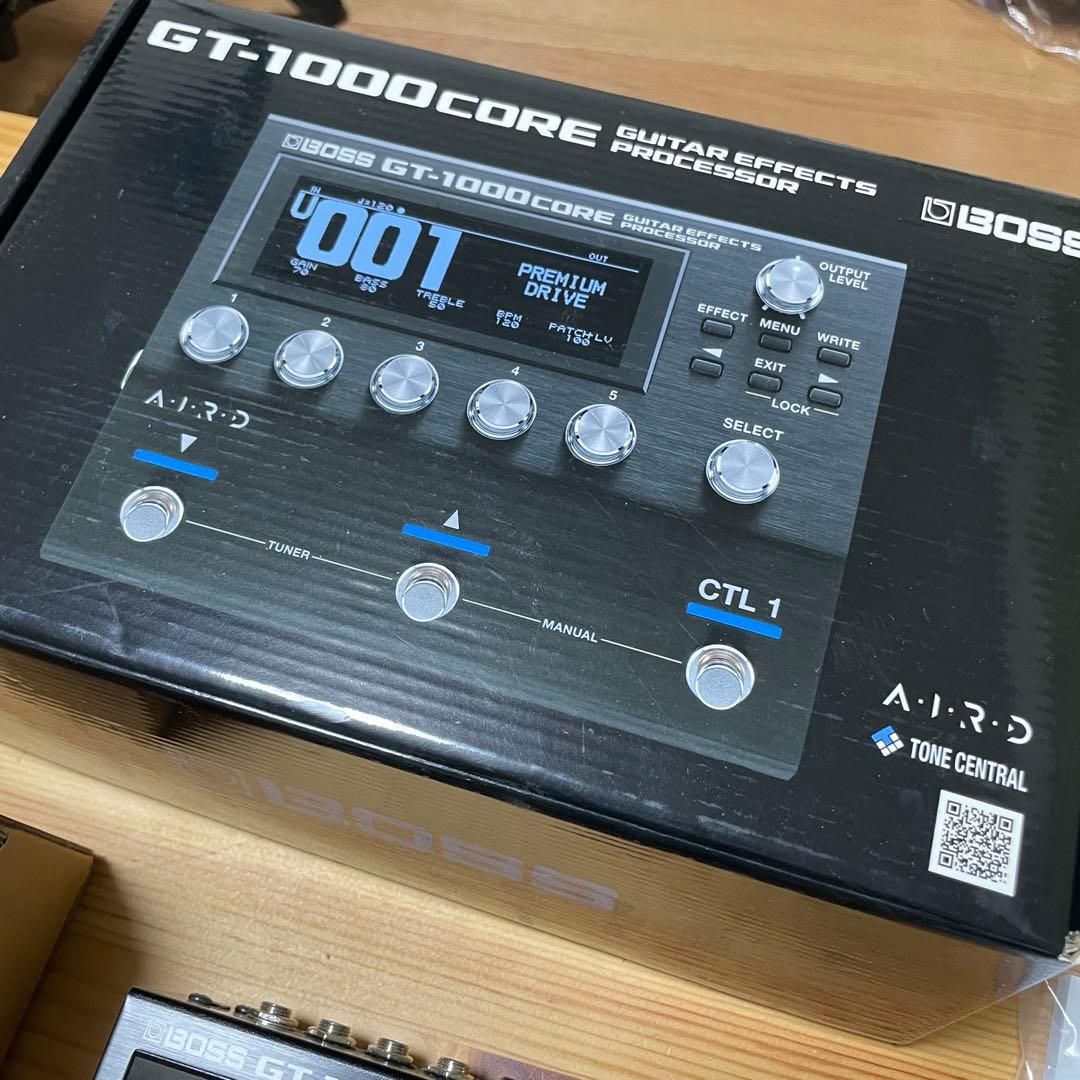 BOSS GT-1000CORE ギターエフェクター　マルチエフェクター