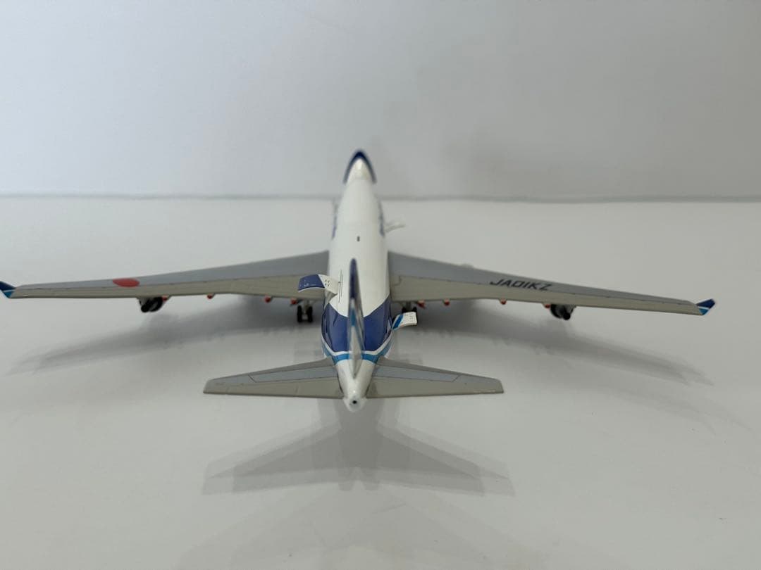 日本貨物航空 747-400F 成田空港ジオラマセット スケール1/400
