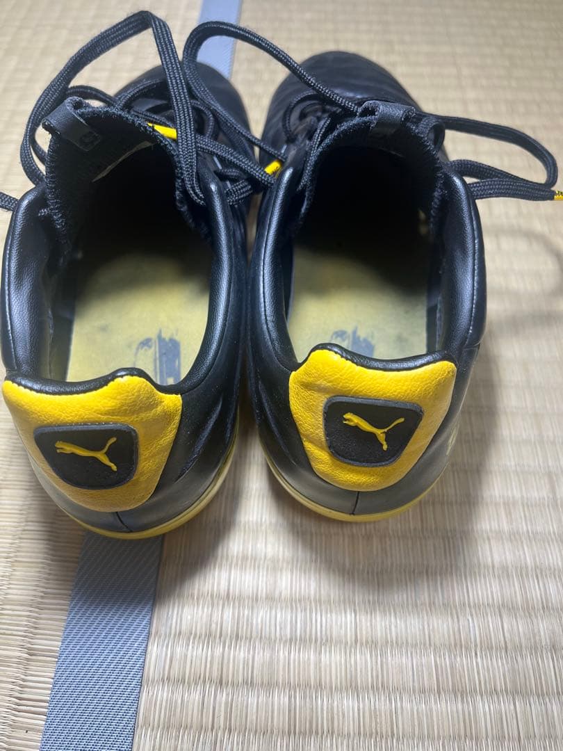 サッカー　スパイク　プーマキング
