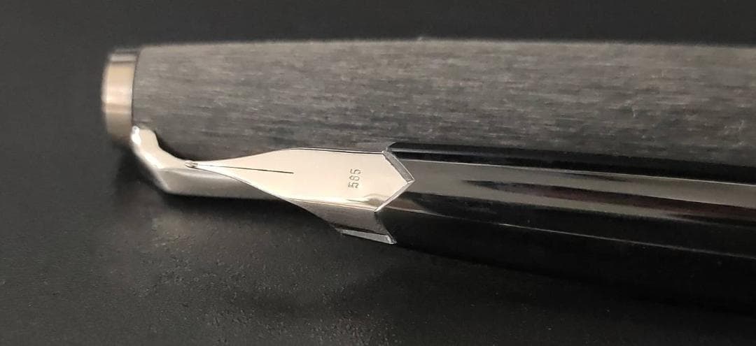 未使用 Montblanc モンブラン 万年筆 木製ウッドボディ14K EFニブ