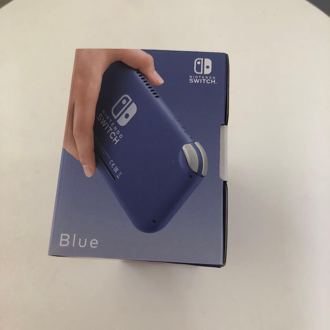 Nintendo Switchライト　ブルー　未開封
