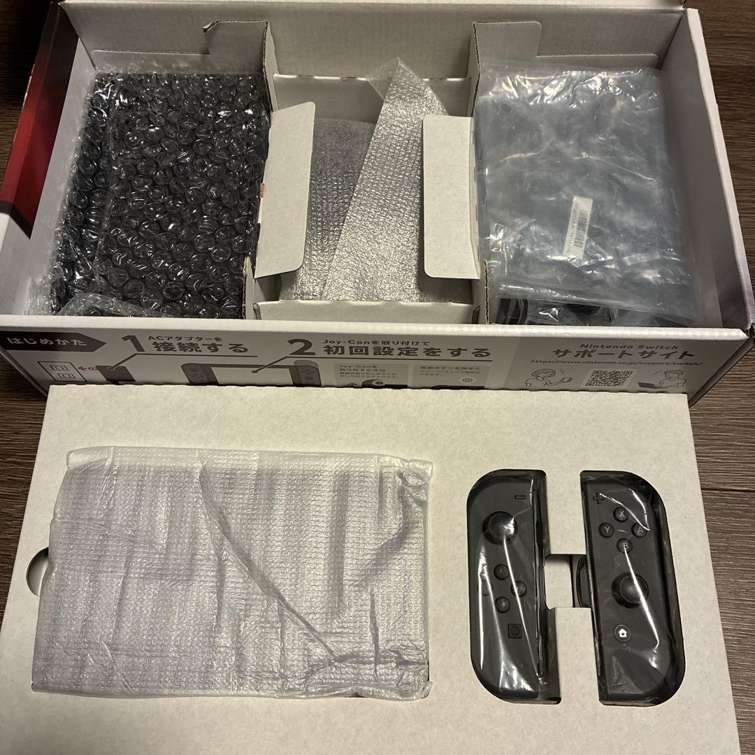 Nintendo Switch 本体　グレー