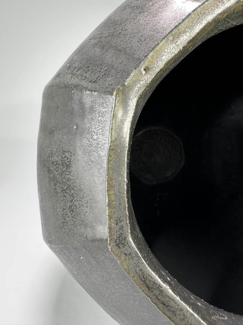 日本美術　矢野直人　黒唐津　花生　面取壺　美品　共箱　共布　本物保証