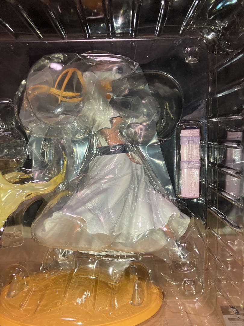 アルファオメガ 初版 BLEACH ティア・ハリベル 1/8スケール フィギュア