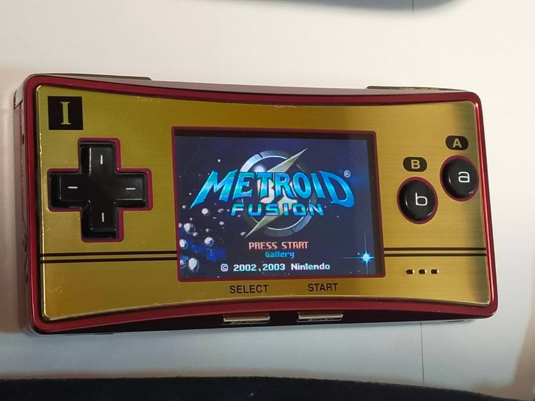 任天堂　ゲームボーイアドバイスミクロ　ファミコンカラー　ソフト8本付　その他