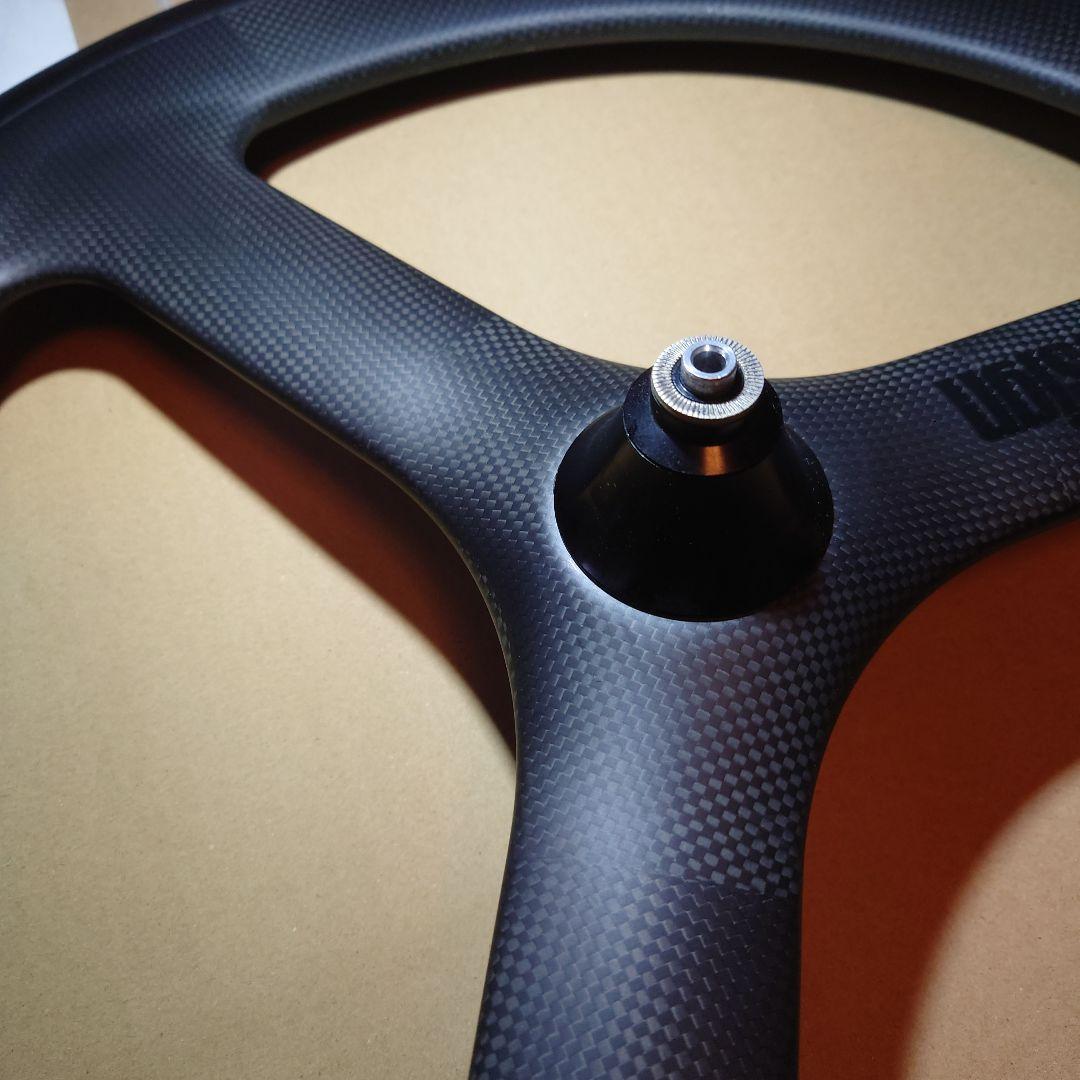 やす　Kitt design カーボンバトンホイール 　フロントリアセット