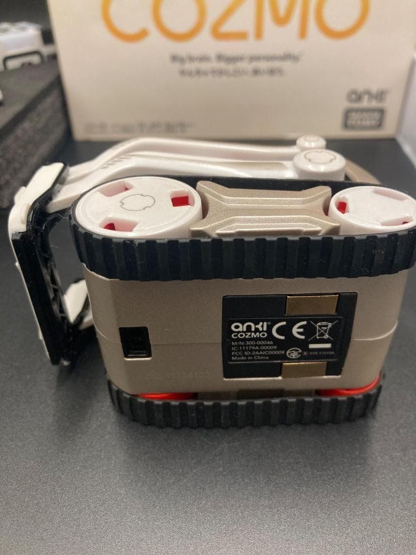 極美品】COZMO (コズモ) AIロボット お年玉　お正月