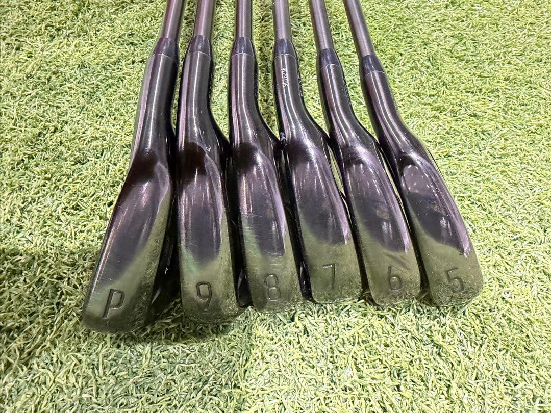 限定品　タイトリストT200 BLACK リミテッドエディション