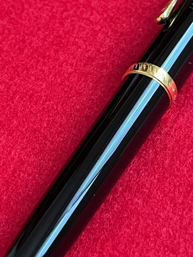 モンブランボールペン 作家シリーズ 1995年ボルテール❗️入手困難‼️