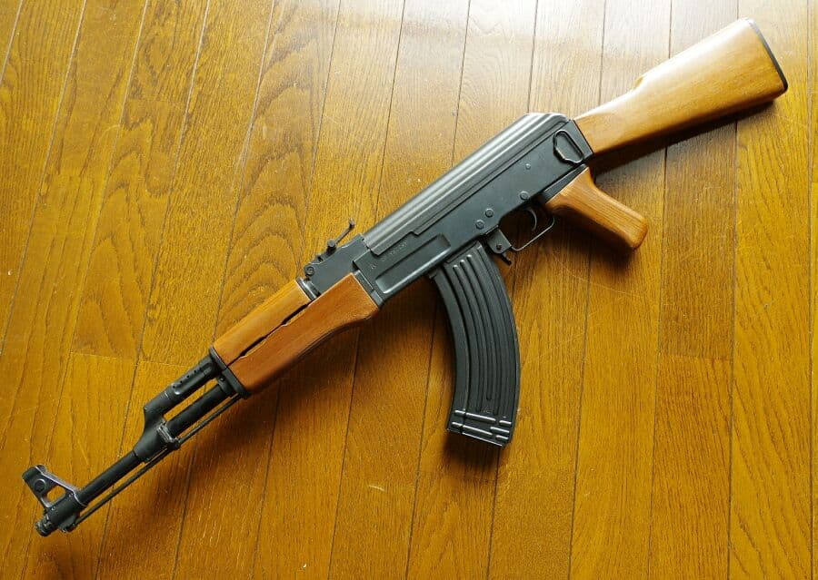 東京マルイ AK47 バッテリー&充電器付きフルセット