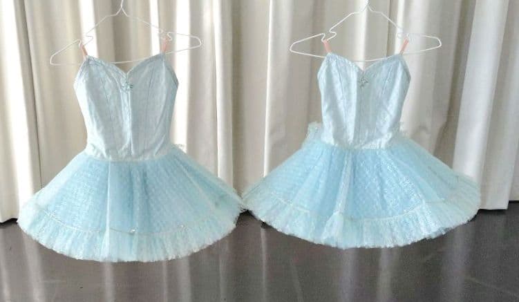 バレエ　チュチュ8着　水色シルバーレース　小学校2・3年生　冠、袖付