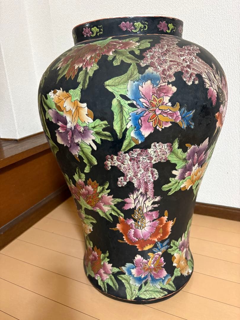 大型花瓶　飾り壺　置物