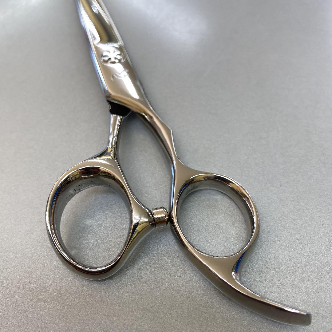 カチカチ音ヒットポイント　７インチシザー　新品未使用