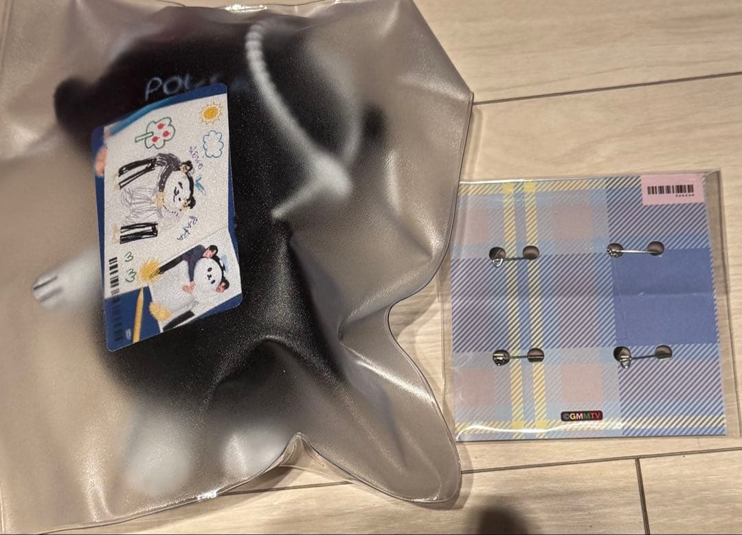 GMMTV POLCASAN キーチェーンドール　TAYNEW 缶バッジ