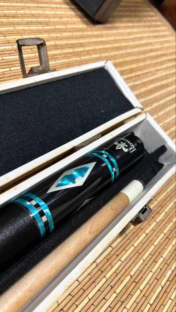 ラウンドワン　ビリヤード　2本セット