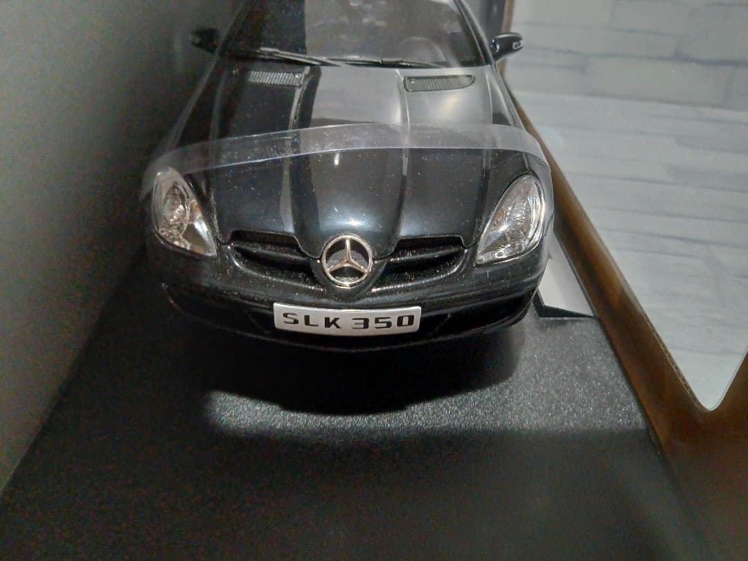 1/18 メルセデス・ベンツ　SLK350 R171　ミニカー　ブラック
