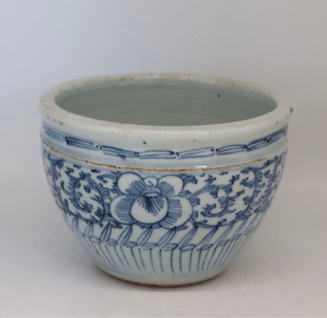 中国　清時代　青華纏枝蓮紋巻缸　木箱入　送料込み0817