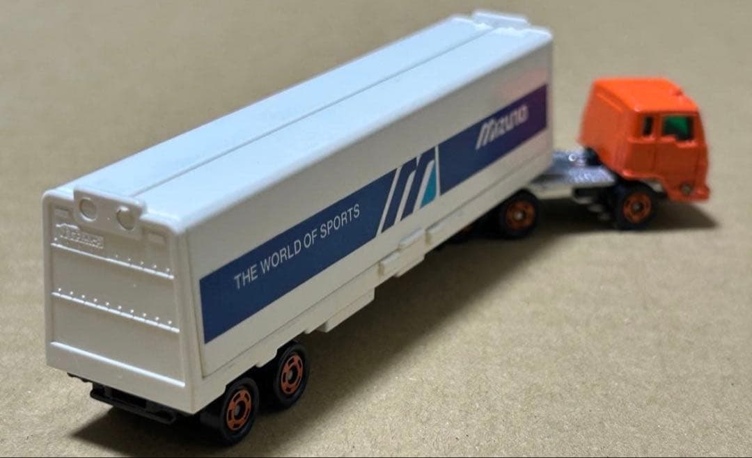 ロングトミカ L16 いすゞ V12 ウイングルーフトレーラー