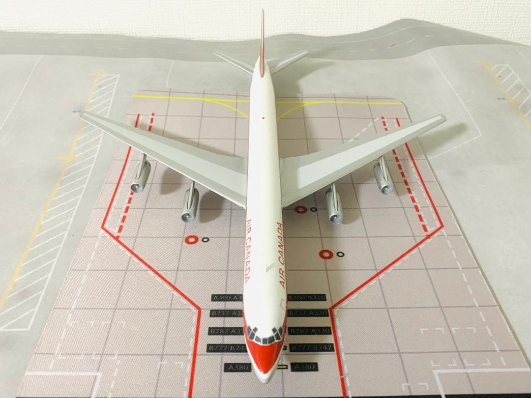 インフライト１／２００エアカナダＤＣ－８－６３金属製ダイキャストモデル完成品