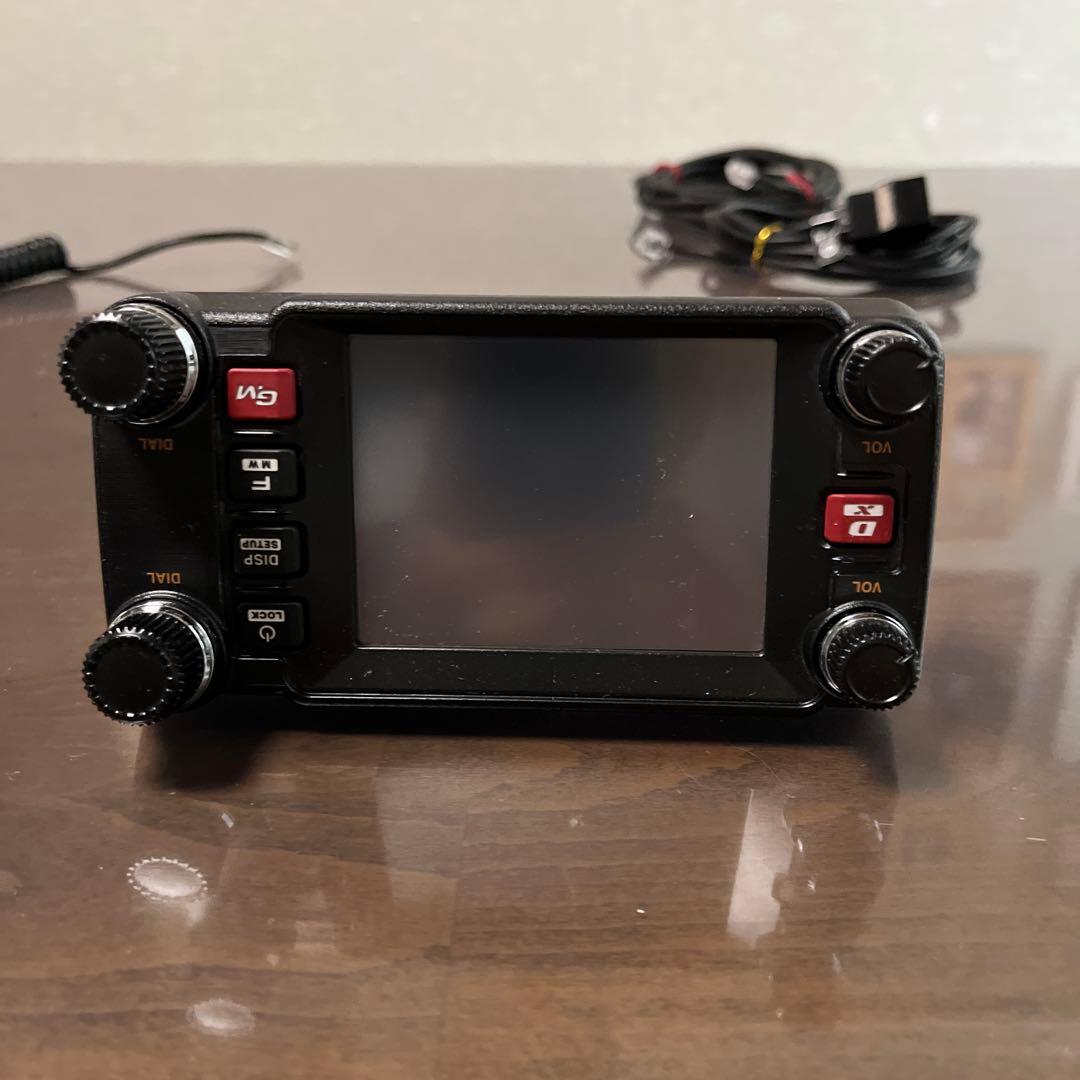 八重洲無線　144/430MHz FM／デジタルカートランシーバー