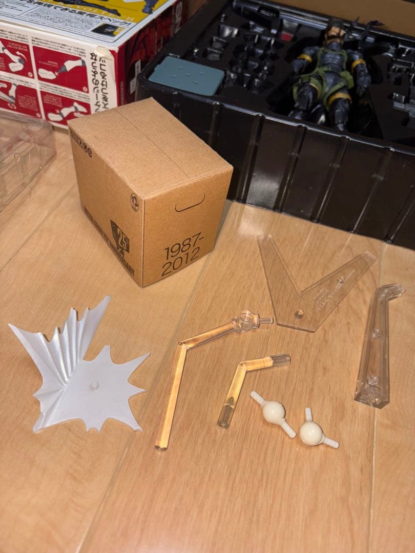 リボルテックヤマグチ　メタルギアソリッド　ピースウォーカー スネークフィギュア