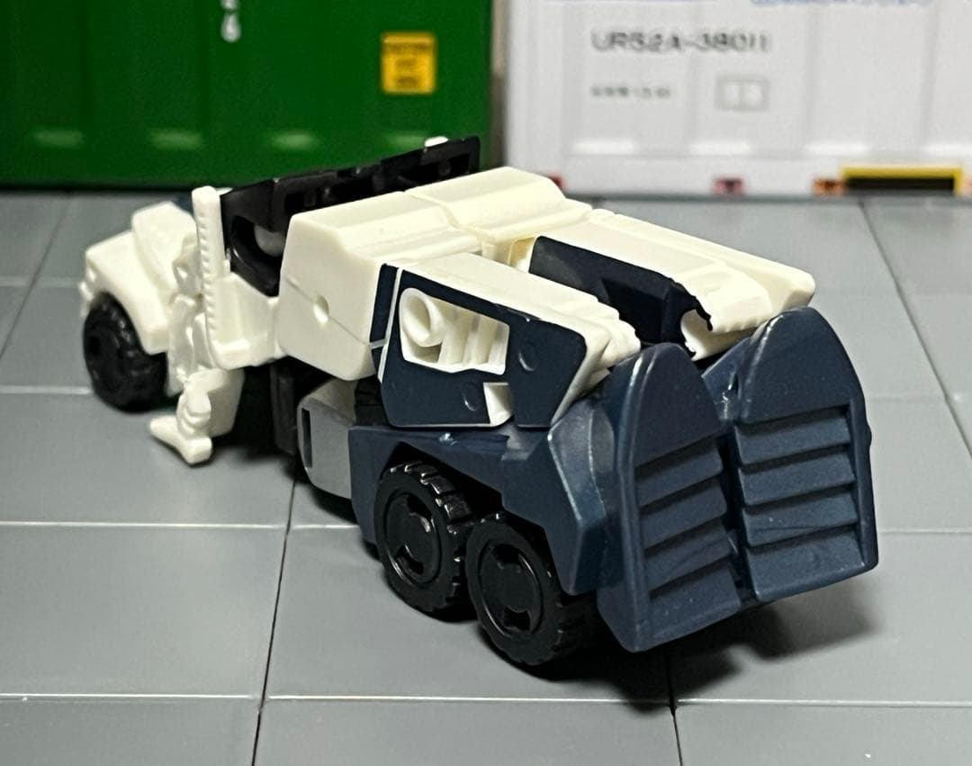 トランスフォーマー クロムチェンジャー ボウケンジャー ゴーゴーショベル