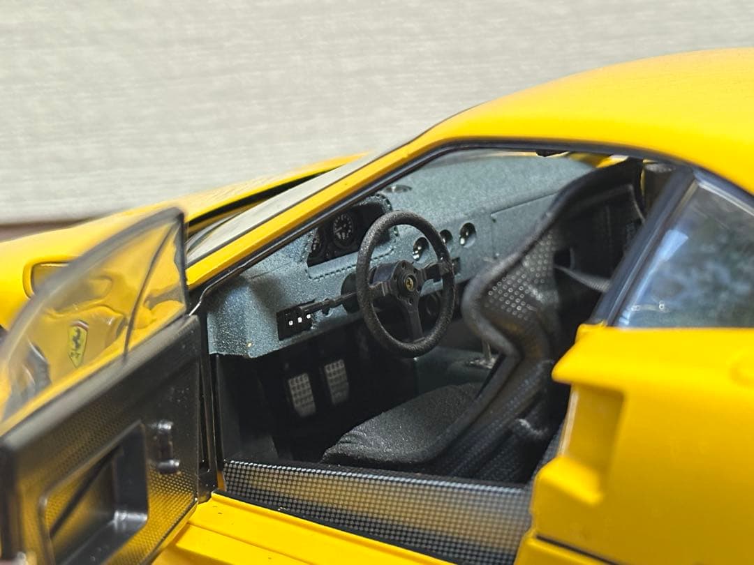 1/18 京商　フェラーリF40イエロー