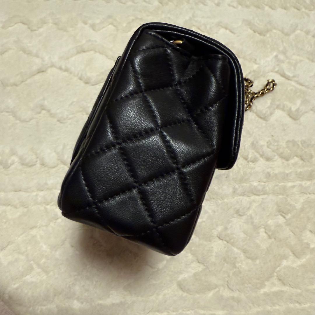 CHANEL ノベルティ ミニショルダーバッグ