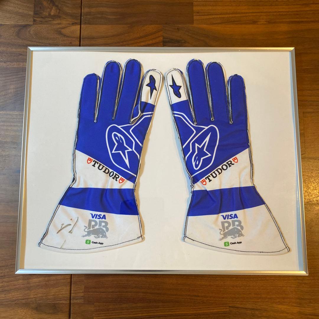 【直筆サイン】角田裕毅 2024年 レプリカレーシンググローブ ／ VCARB