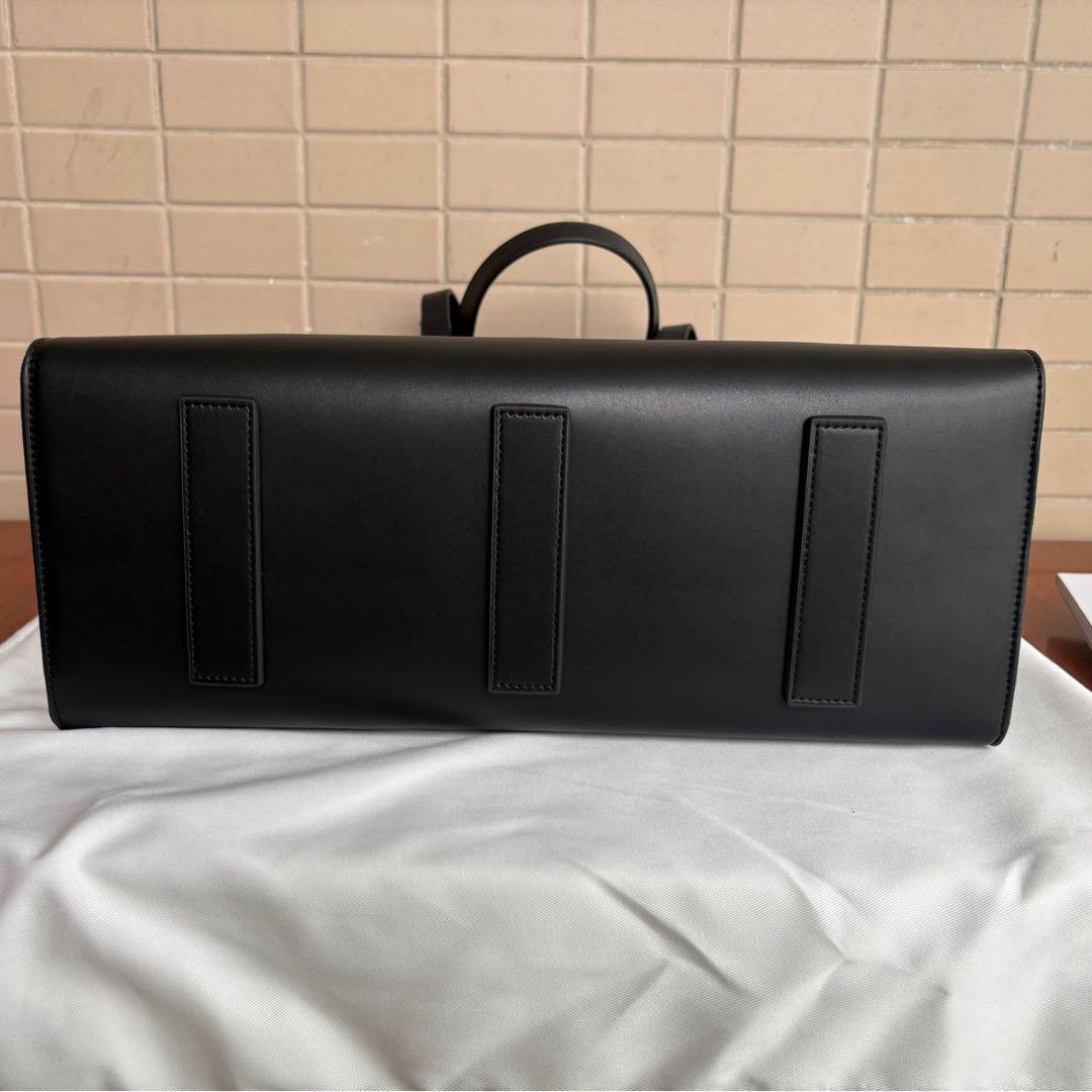 （予約販売） ビジネスバッグ ブラック ストライプデザイン