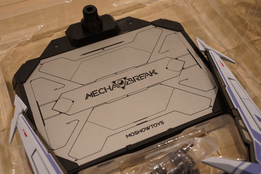 Mecha BREAK 卓越級・解限機・矛隼 標準型 可動フィギュア