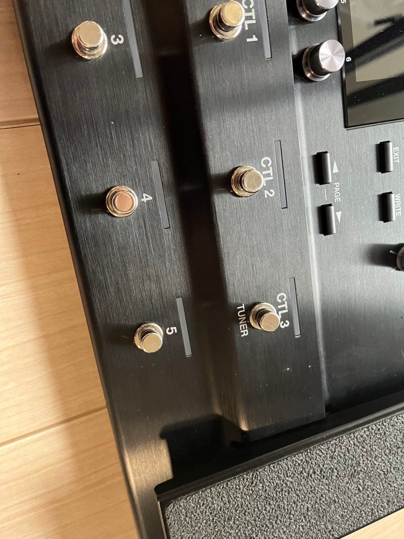 【金曜まで値下げ】BOSS GT-1000 ギターエフェクトプロセッサー