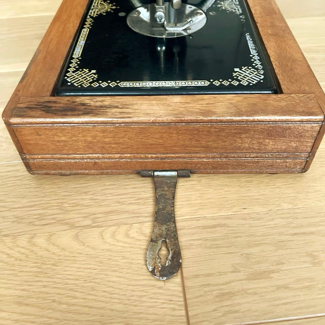 古道具　アンティーク　手回しミシン　LEAD インテリア