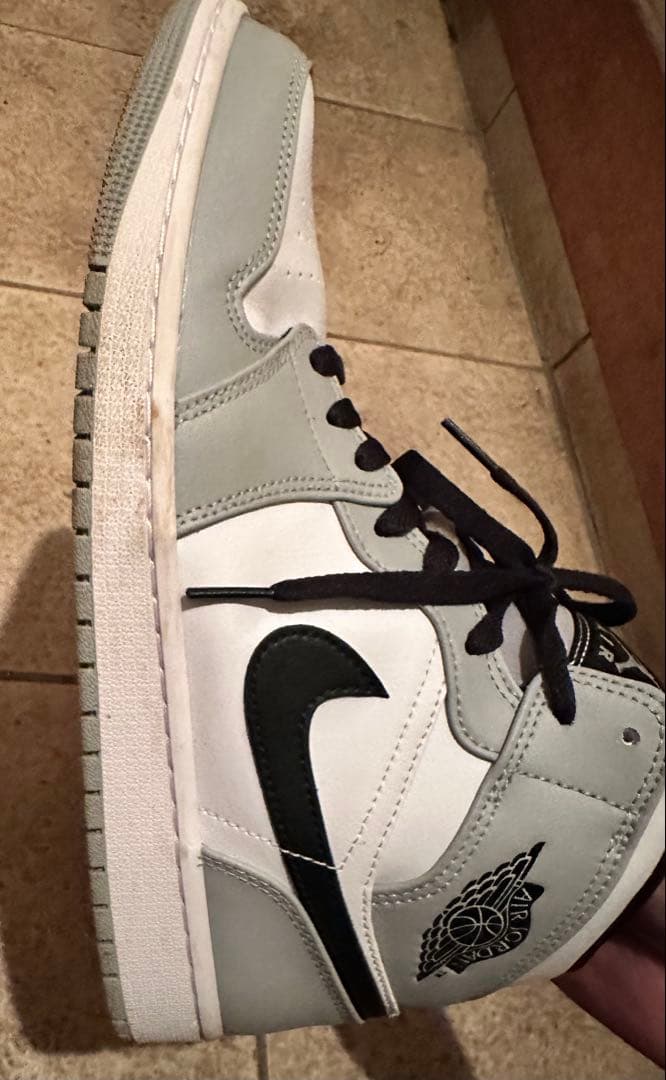 NIKE AIR JORDAN 1 MID / ジョーダン ブランド エア