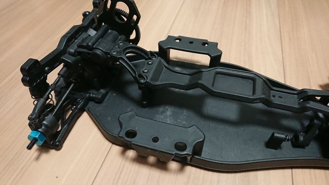 ☆シュート085 ドリフトラジコン YD-2シャーシ、ドリフトタイヤ