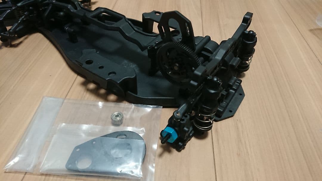 ☆シュート085 ドリフトラジコン YD-2シャーシ、ドリフトタイヤ