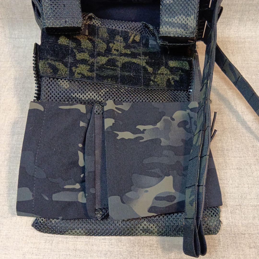 迷彩タクティカルベスト　サバゲー用　　即発送