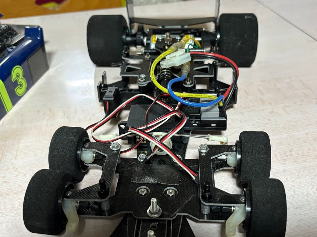 タミヤTyrell P34 1/10スケールラジコンカーフルベアリング予備タイヤ