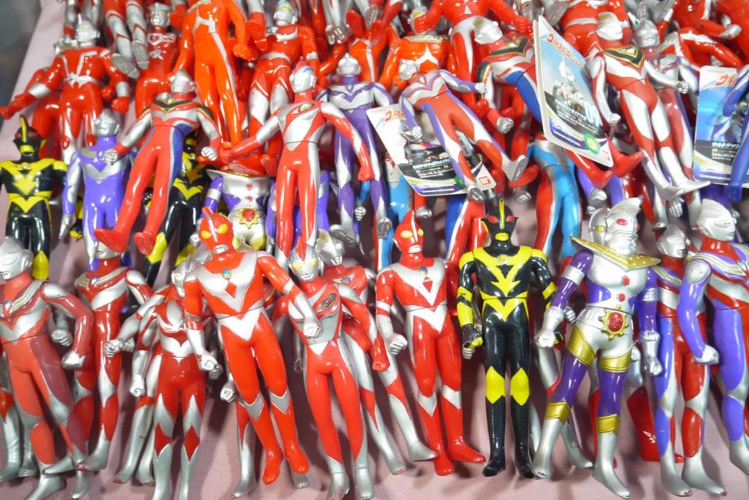 ウルトラヒーローシリーズ　ビッグサイズソフビ　など　175体