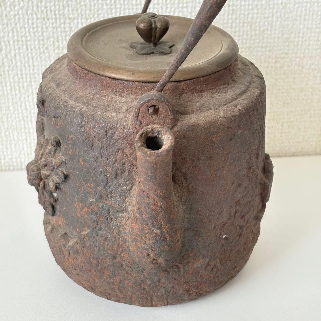 鉄瓶　レトロ　アンティーク　時代物　茶道具　彫刻鉄瓶　水差し　急須