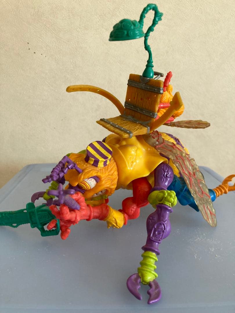 TMNTミュータントタートルズ フィギュア　2点セット。