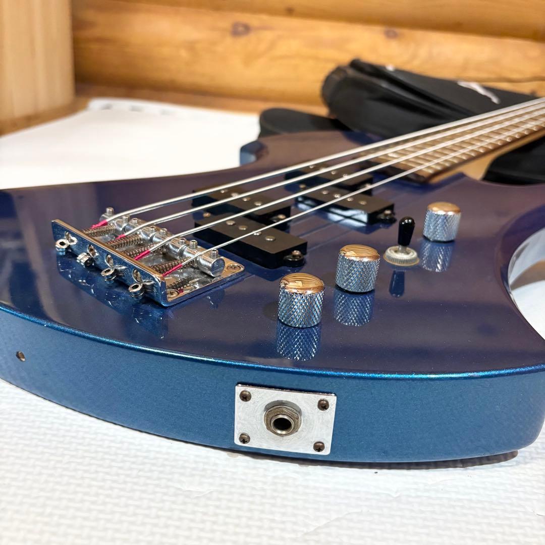 B.C.Rich ビーシーリッチ Mockingbird モッキンバード ベース