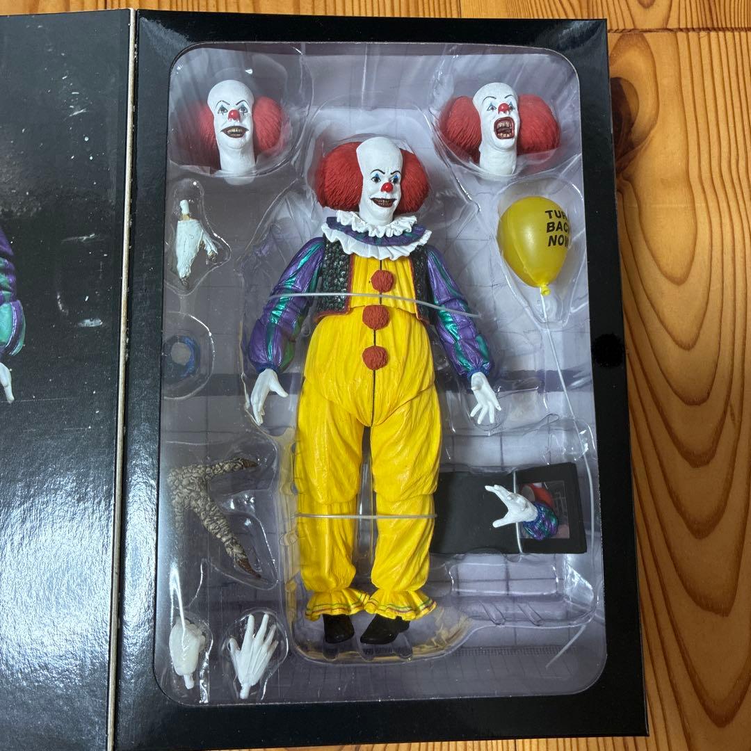 IT ペニーワイズ フィギュア