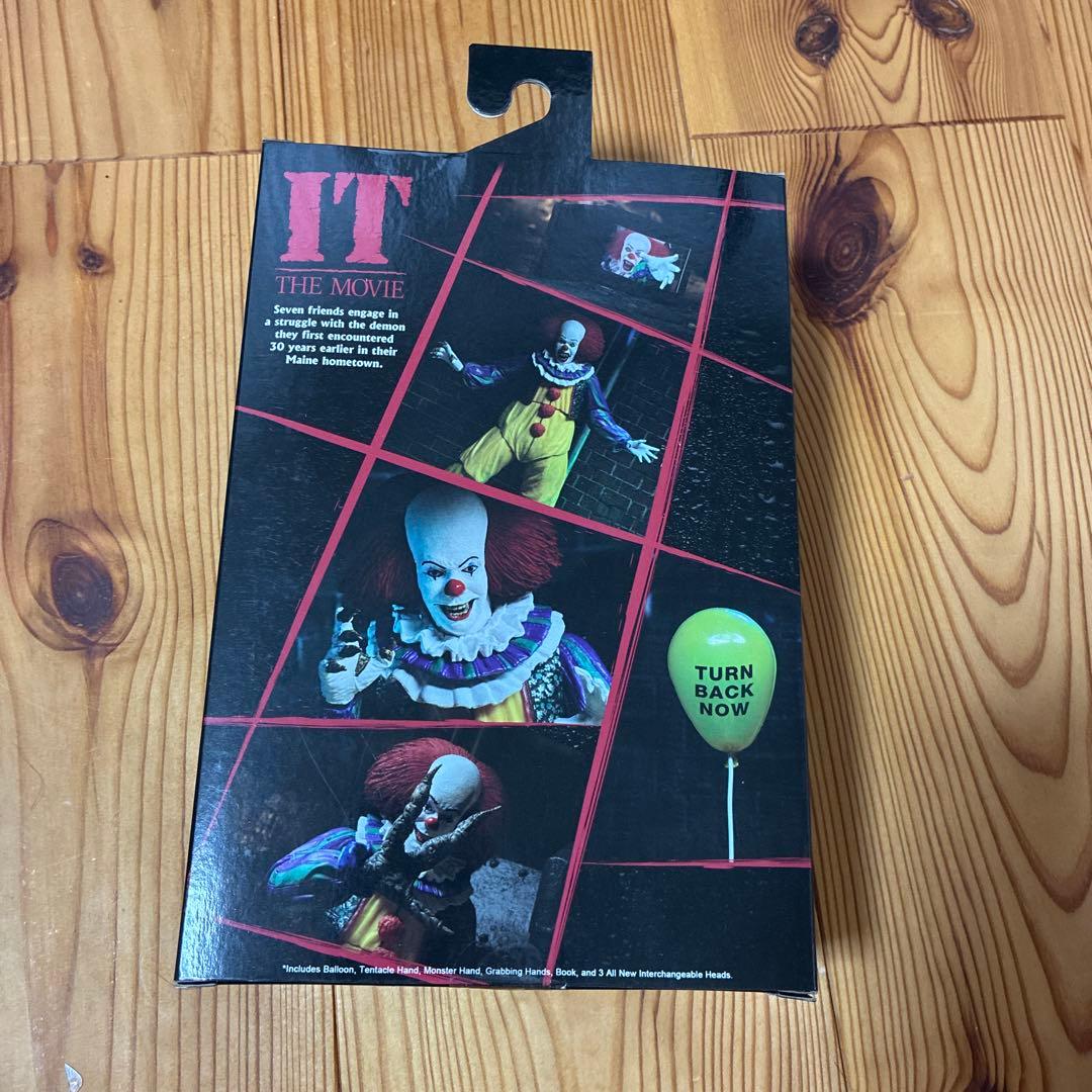 IT ペニーワイズ フィギュア